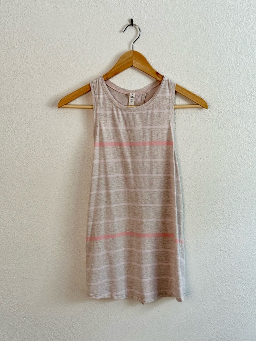 Lululemon Open-back tank